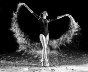 Obraz na płótnie Canvas Ballet Dancer with flour