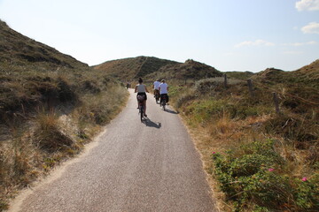 Fahrradweg in den Dünen auf Sylt 