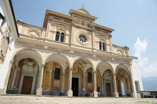 Madonna Del Sasso