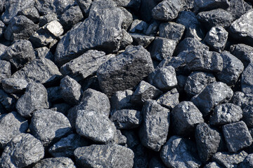 Kohle, Kohlestucke, schwarz, schmutzig, Brennstoff, Braunkohle, Holzkohle, Steinkohle, Kohlehaufen, Lager, Kohlelager, Oberkarbon, Jura, Kreide, Vergangenheit, brennbar, Heizwert, verbrennen, Vorrat, 