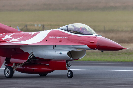 Avalon, Australia - February 24, 2015: Republic of Singapore Air Force (RSAF) Lockheed Martin F-16CJ Fighting Falcon fighter aircraft of the Black Knights display team.
