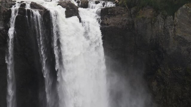4K Video of Snoqualmie Falls