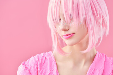 girl in pink wig