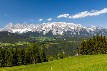 Fototapeta na wymiar Dachstein and landscape near Schladming, Austria