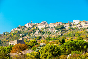 Fototapeta premium Gordes in central Provence, France