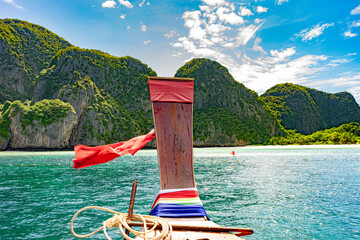 We're sailing on Maya Bay, Thailand © marcinsl1987