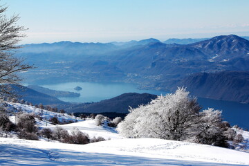 Lago d'Orta ed Isola di San Giulio (Novara, Italia) dal Monte Mottarone
San Giulio Island in Orta's...