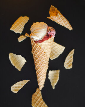 Corneto Ice Cream 3 Colors and Sweet taste