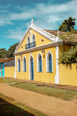 uma pena vila, com uma bela vista.