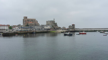 Fototapeta premium Puerto De Castro Urdiales, Cantabria