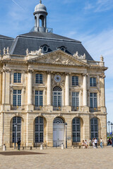 Obraz premium Bâtiments autour de la Place de la Bourse (Nouvelle-Aquitaine, France)