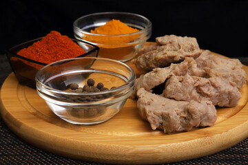 slices of boiled minced beef 