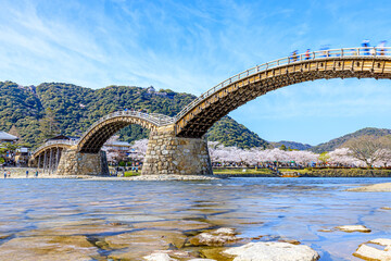 春の錦帯橋　山口県岩国市　Kintaikyo Bridge in Spring. Yamaguchi-ken Iwakuni city.