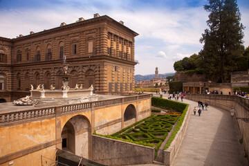 Italia, Toscana, Firenze, il giardino di Boboli e Palazzo Pitti.