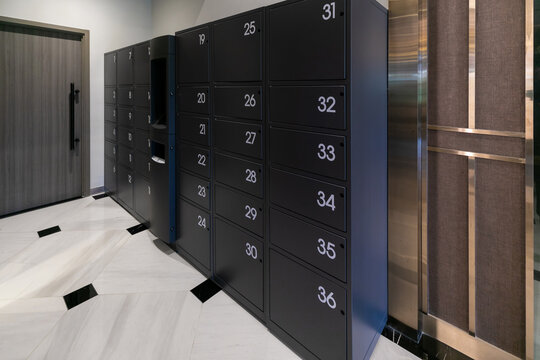 cabinet Locker Delivery Store boxes for self-service delivery