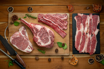 Mixed fresh meat Tomahawk beef, Cross Cut Short Ribs beef, Sliced brisket beef, T-bone steak beef...