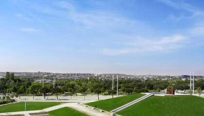 Horizonte parque y ciudad