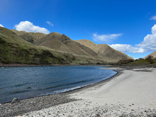 Obraz premium Beach on the Snake River