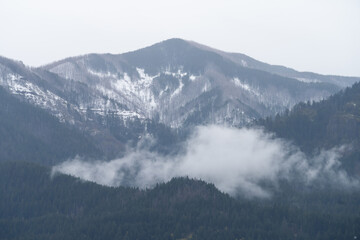 Fototapeta na wymiar Clouds in the Cascade Range