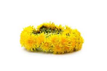 Wreath of dandelions round.