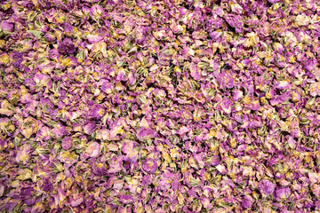 Dried oil-bearing rose petals