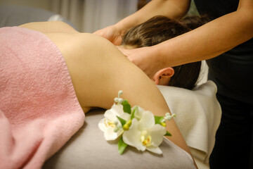 Obraz na płótnie Canvas Massage therapy with decoration
