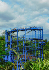 montaña rusa Colombia © Julián Pito