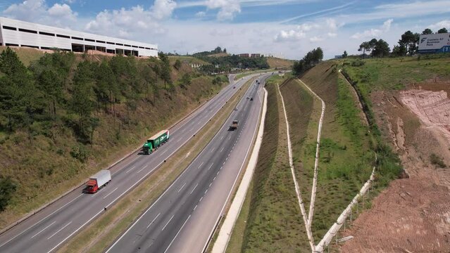 Aerial view of the Presidente Castello Branco Highway.