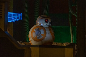 Naklejka premium BB-8 droid at Rise of the Resistance Star Wars ride