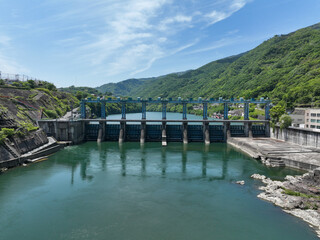 Obraz premium 徳島県三好市 池田ダム