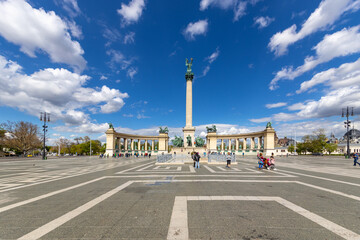 Fototapeta na wymiar Millennium Monument on the Heroes' Square, Budapest, Hungary, Europe - one of the most-visited attractions