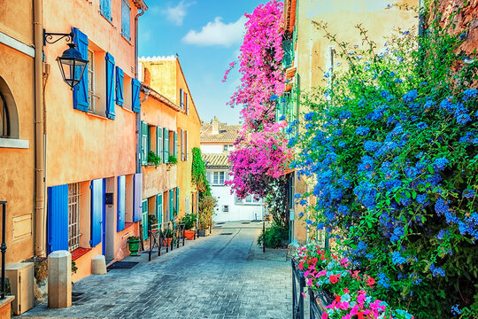 Fototapeta Saint-Tropez village on the French Riviera
