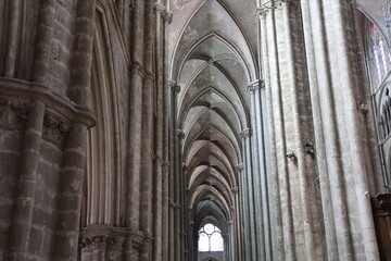 La cath&eacute;drale Saint Etienne, cath&eacute;drale de Bourges, int&eacute;rieur de la cath&eacute;drale, ville de Bourges, d&eacute;partement du Cher, France