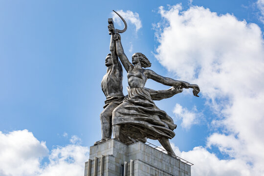 MOSCOW, RUSSIA - AUGUST 25, 2019: The sculpture of Rabochiy i Kolkhoznitsa (Worker and Kolkhoz Woman). Famous soviet monument of sculptor Vera Mukhina. Made of stainless steel in 1937 in Moscow
