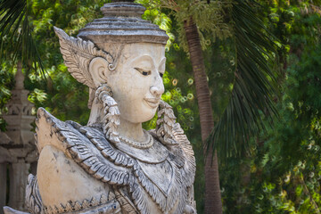 Obraz premium Mythological creatures statue at Wat Palad or Wat Pha Lat temple the secret hidden temples nestled in the jungle is the travel destination of Chiang Mai, Thailand.