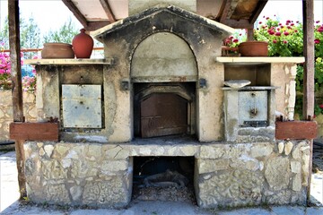 outdoor wood-fired furnace