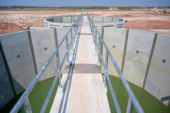 Reservoirs and septic tanks used in industrial estates industrial plant utilities Sewers and central wastewater treatment plants