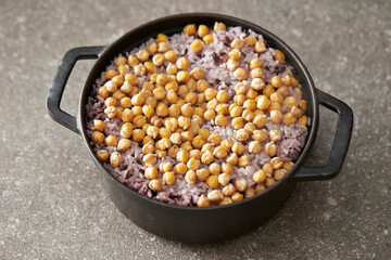 Chickpea rice in a cast iron pot