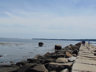 Fototapeta na wymiar pier in the sea Rockport Maine