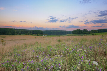 herrliche Landschaft am Trebehnsee bei Metzelthin/Templin in Brandenburg bei Sonnenuntergang