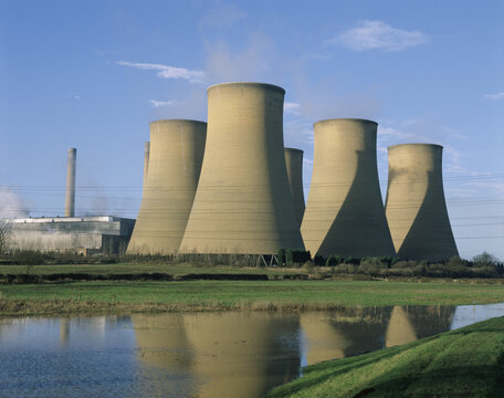 Smoke stacks at a coal-fired power station, Nottinghamshire, England