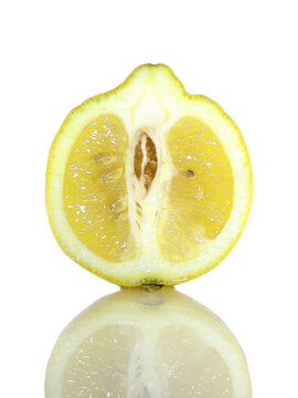 Close-up of a sliced lemon