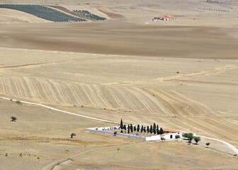 Fototapeta na wymiar Dry Extremadura landscapes in summer time - Spain 