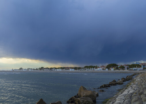 Grado Bilder Durchsuchen 4,976 Archivfotos, und Videos