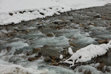 kashmir life in the winter