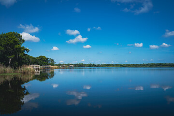 Fototapeta na wymiar Houses on Lake Jesup in Seminole County Florida