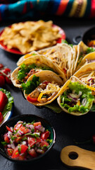 Mexican food Taco, Pico de gallo, Guacamole, Corn Tortillas, Nachos