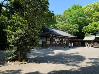 熱田神宮境内の上知我麻神社