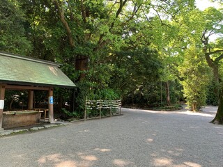 熱田神宮境内の上知我麻神社
