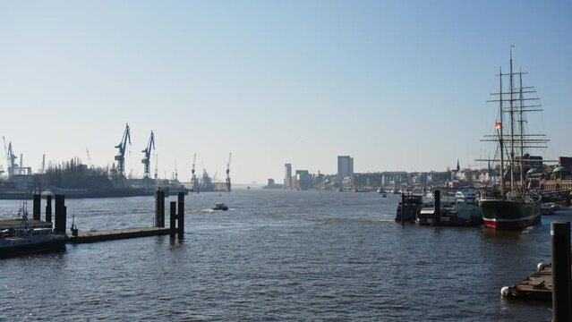 Wide Shot of Port of Hamburg at Landungsbrueckenwith Museum Sailboat Rickmer Rickmers